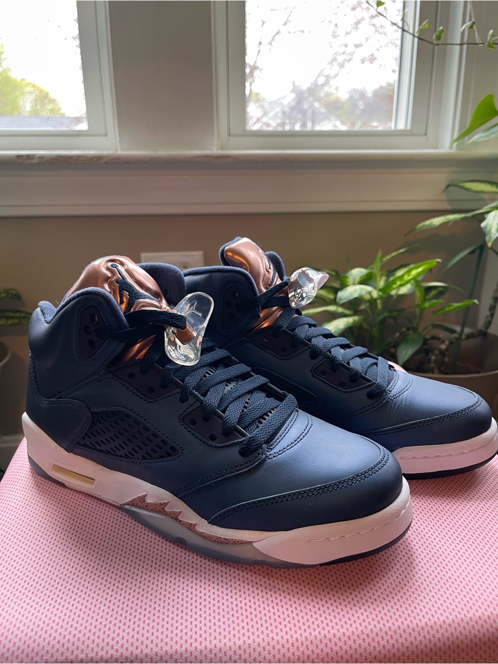 Jordan 5 Retro Bronze (Obsidian) - Size 7Y/8.5W